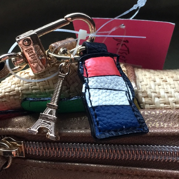 NWT Betsey Johnson French Croissant Wristlet - Picture 4 of 6