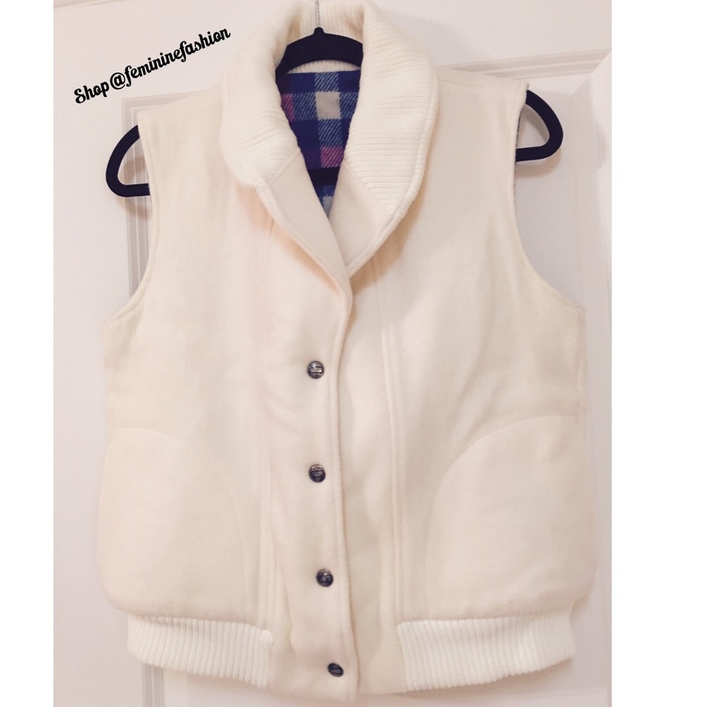 🛍GONE-GIFTED🛍 Cream Wool Vest - Picture 2 of 4