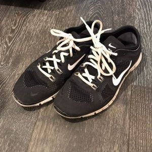 Black Nike Free Sneakers (7)