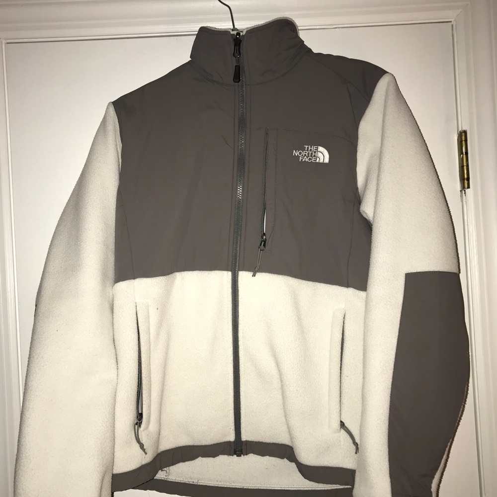 North face women’s denali white gray large