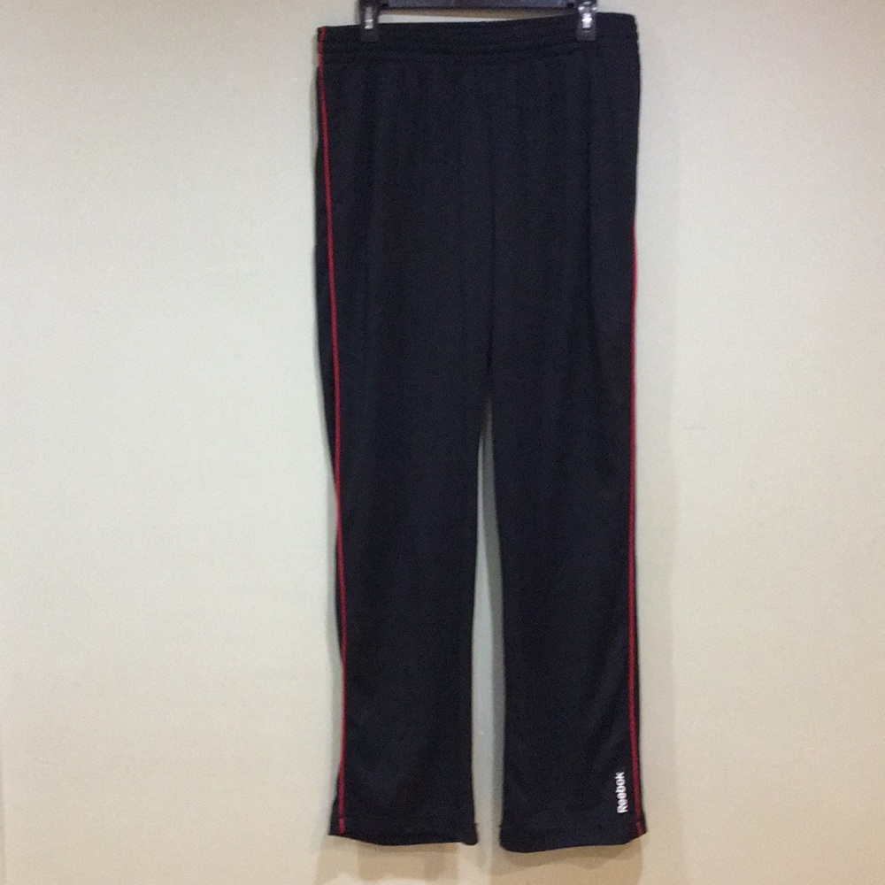 Reebok XL black 100% polyester sweatpants
