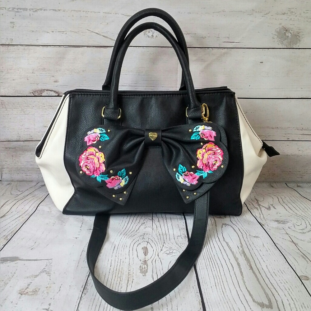 NWT {Betsey Johnson} Flower Handbag