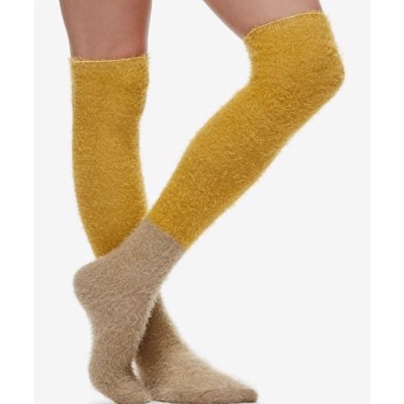 NWT $28 Free People Grand Rapids Socks - Picture 2 of 3