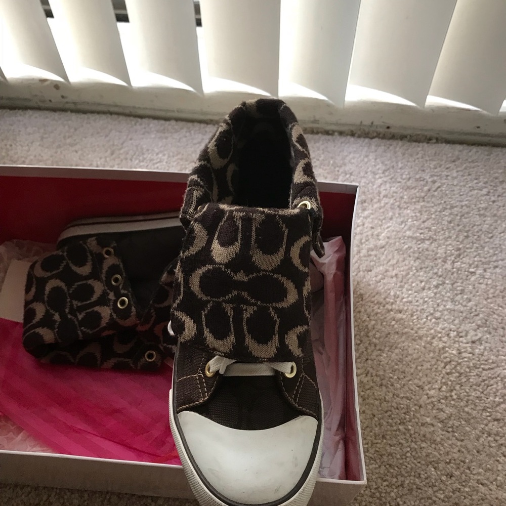 Coach tennis shoes
