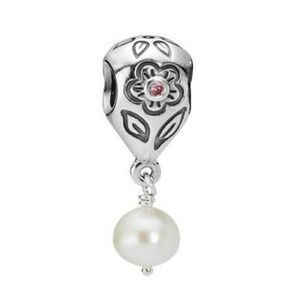 Pearl hanging Pandora charm