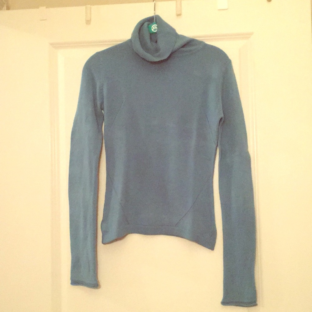 Turtle neck sweater