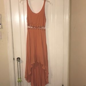 Orange sundress 🤤