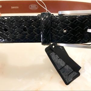 mara giordani leather belt