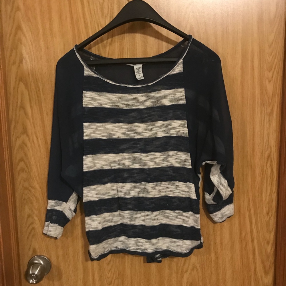 American Rag Top size small
