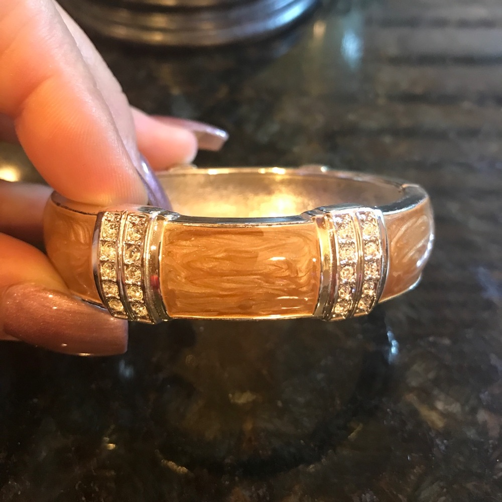 Brown/Silver/Rhinestone clasp bracelet