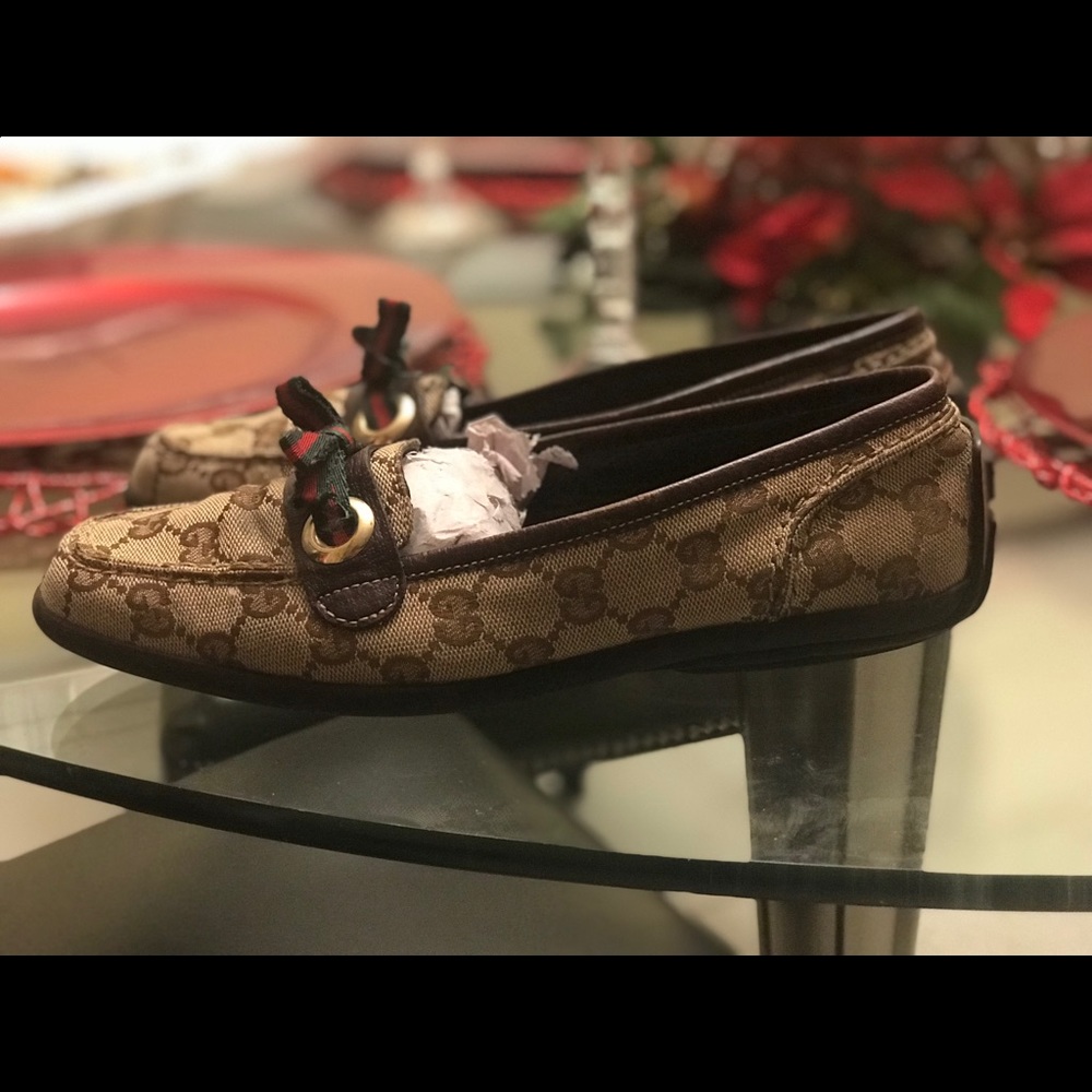 100% Authentic Gucci Flats