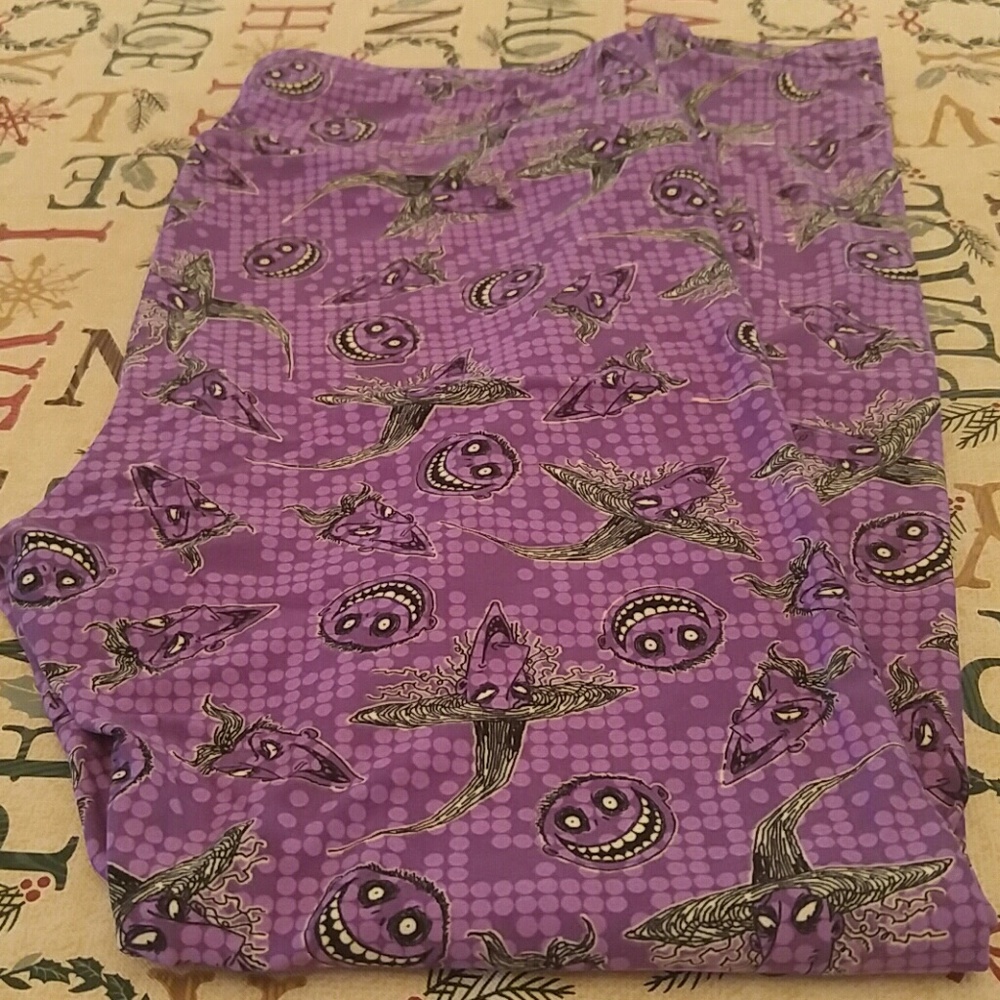 NWT. LuLaRoe Disney NBC TC leggings. Purples.