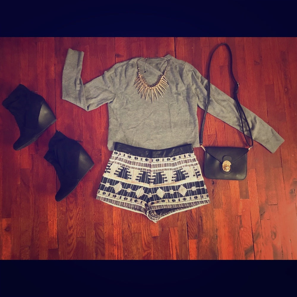 NWT Forever21 Aztec print shorts Size XS