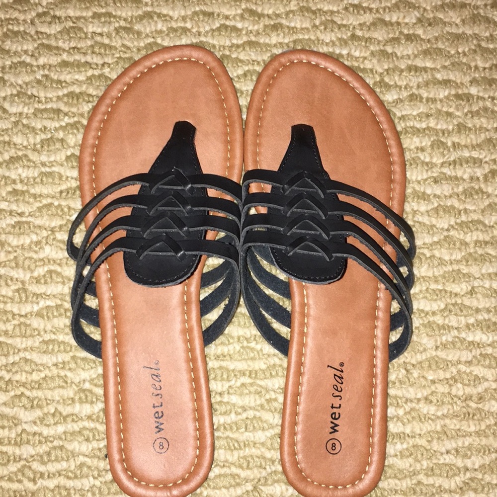 black strappy braided wetseal sandals