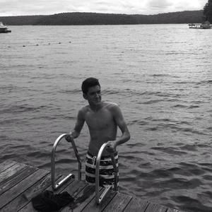 Meet your Posher, Johnathan