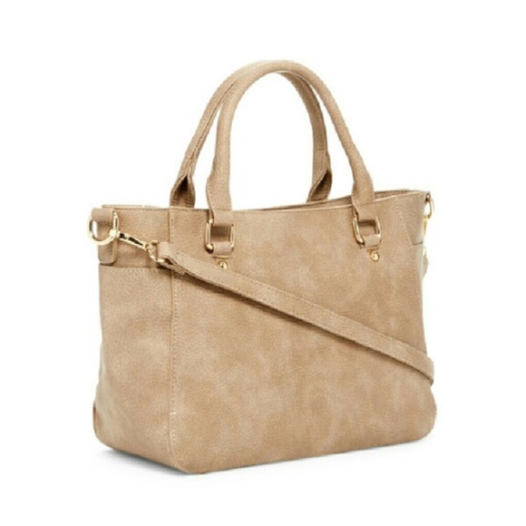 Pom Pom Tote - Picture 3 of 5