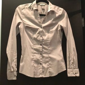 *donating on 1/12* grey button up