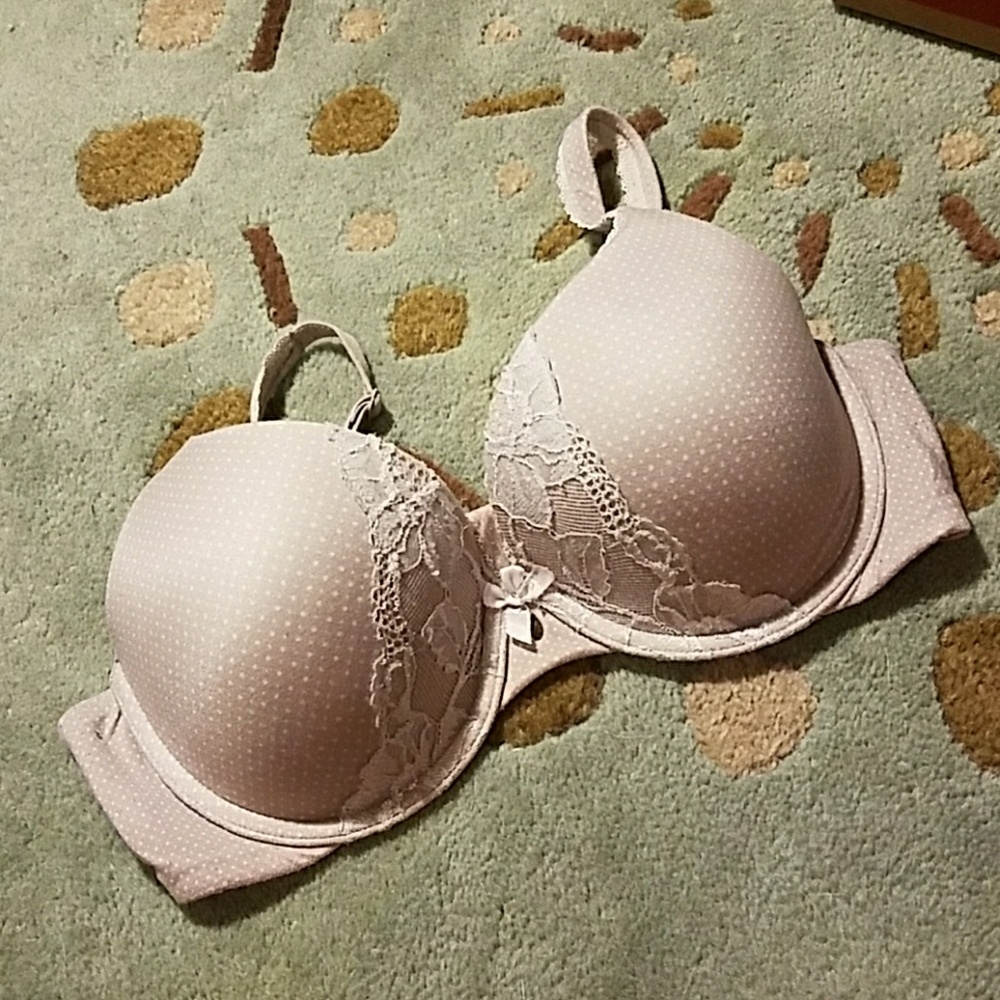 Nude bra