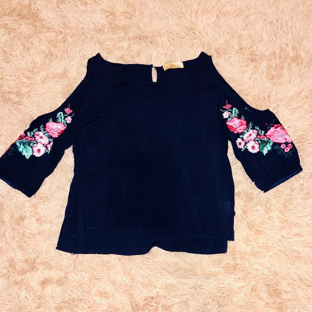 Beautiful nave blue printed blouse