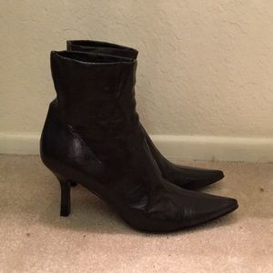 Vintage Claude Montana ankle booties