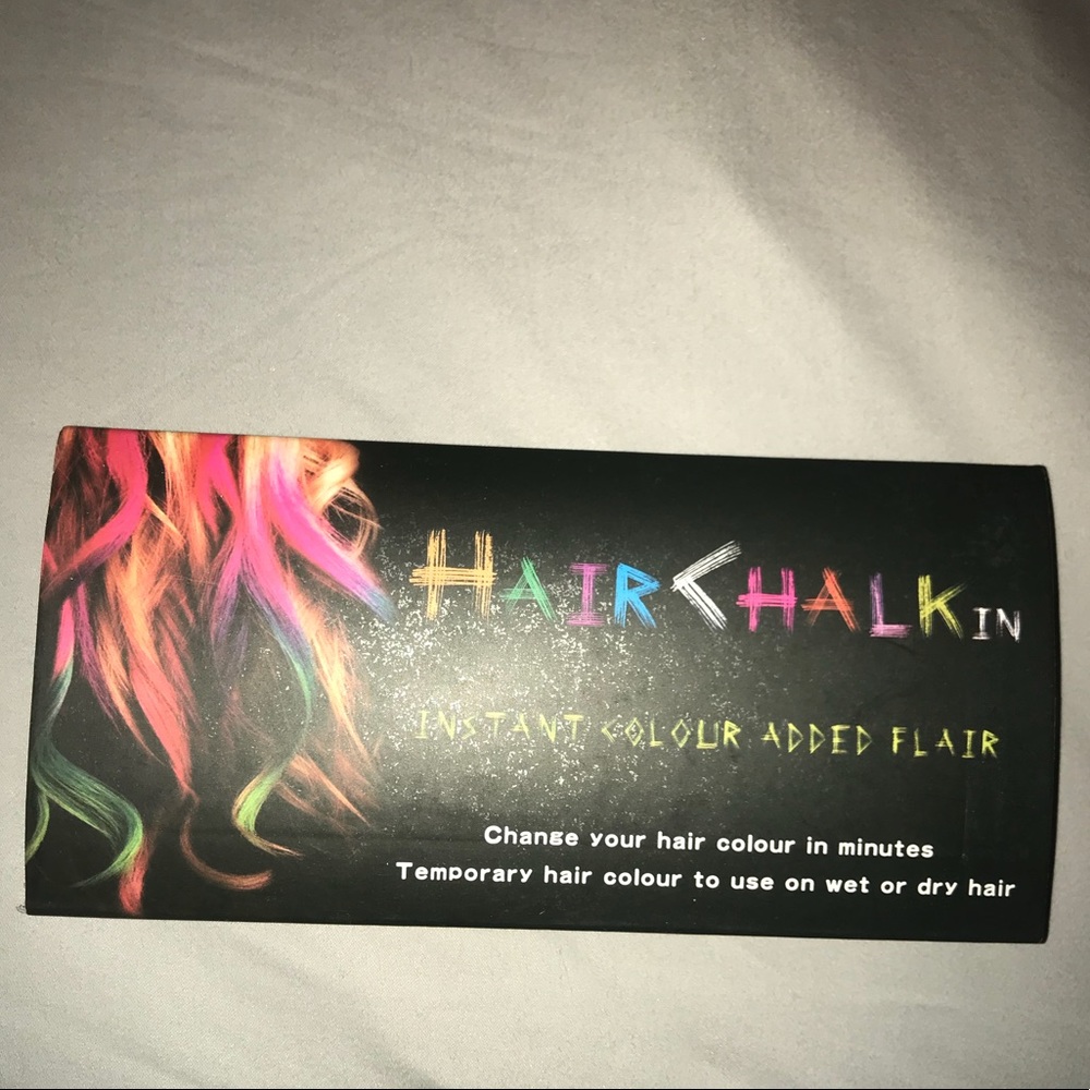 Hair chalk