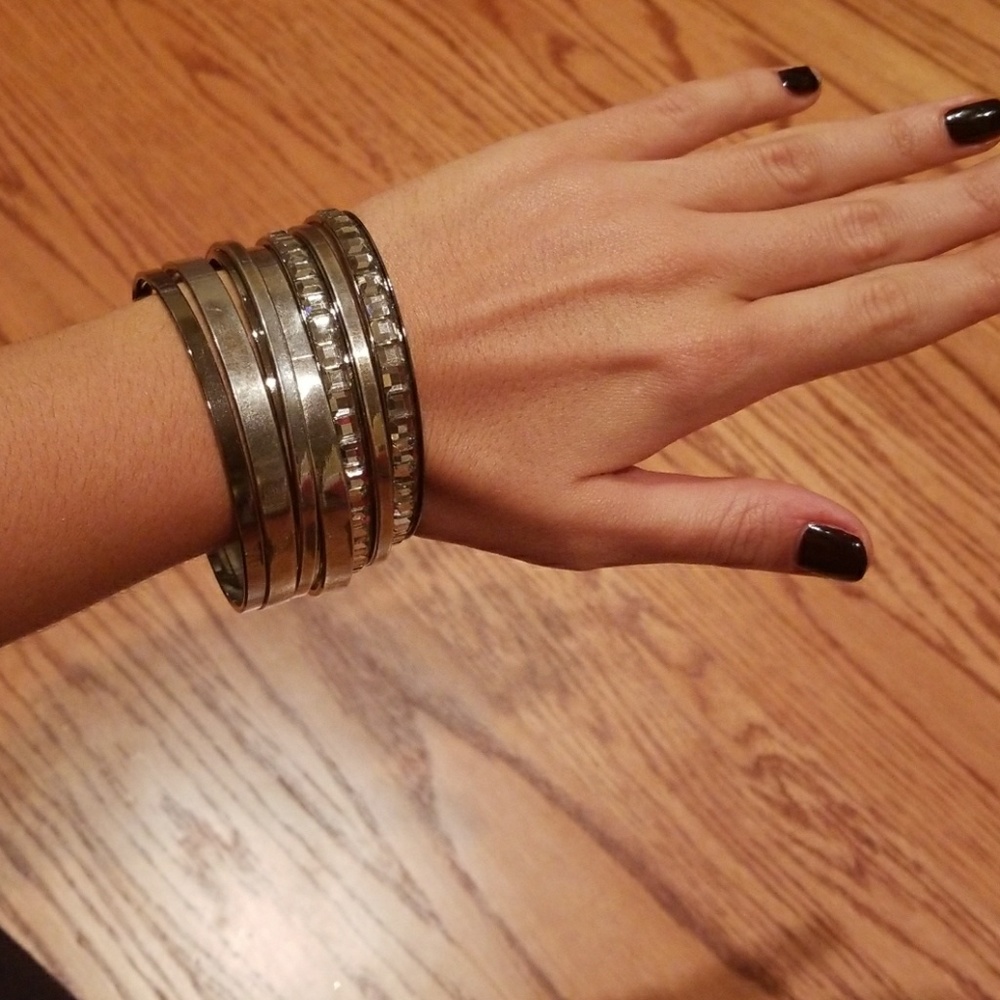 Bangle bracelets - Picture 2 of 2