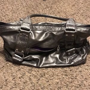 Daisy Fuentes💗lightly used purse 👜 lots of space