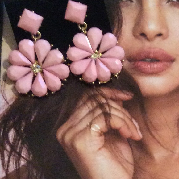 💢Last one 💢New pink flower earrings - Picture 3 of 5