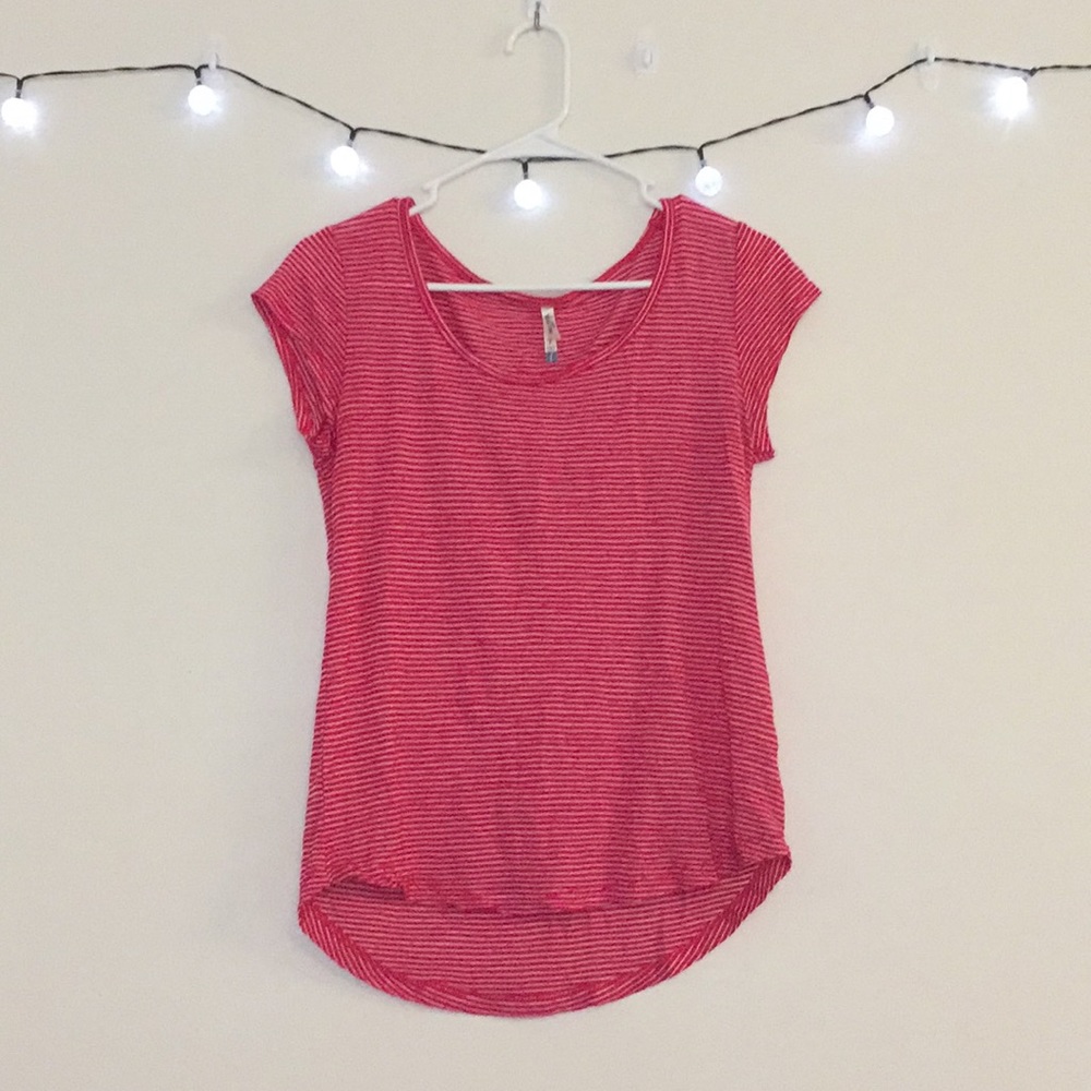 Like New soft and flowy Tee