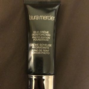 Laura Mercier foundation