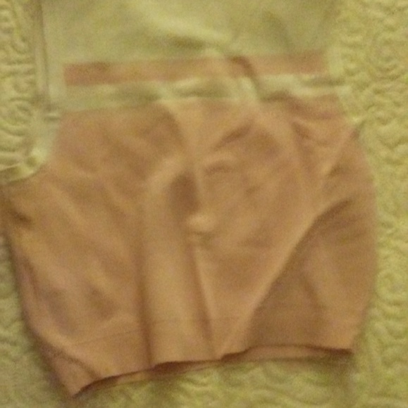 Forever 21 vest size Medium - Picture 3 of 3