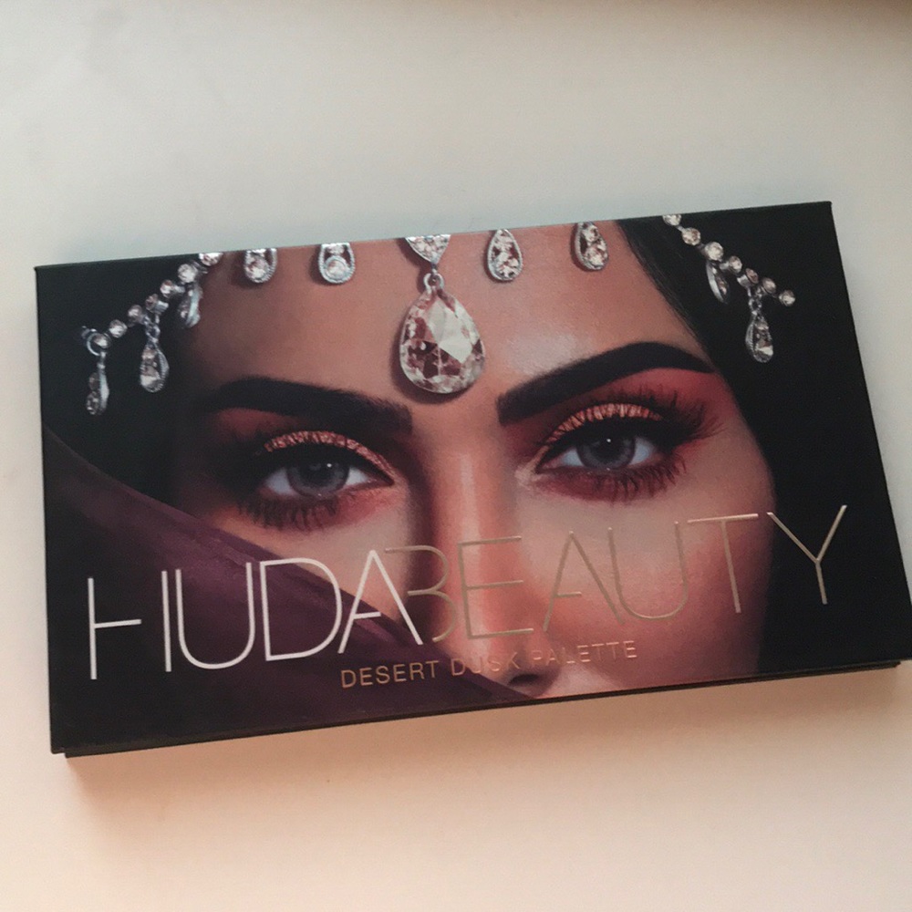 Huda Beauty Desert Dusk Palette ✨