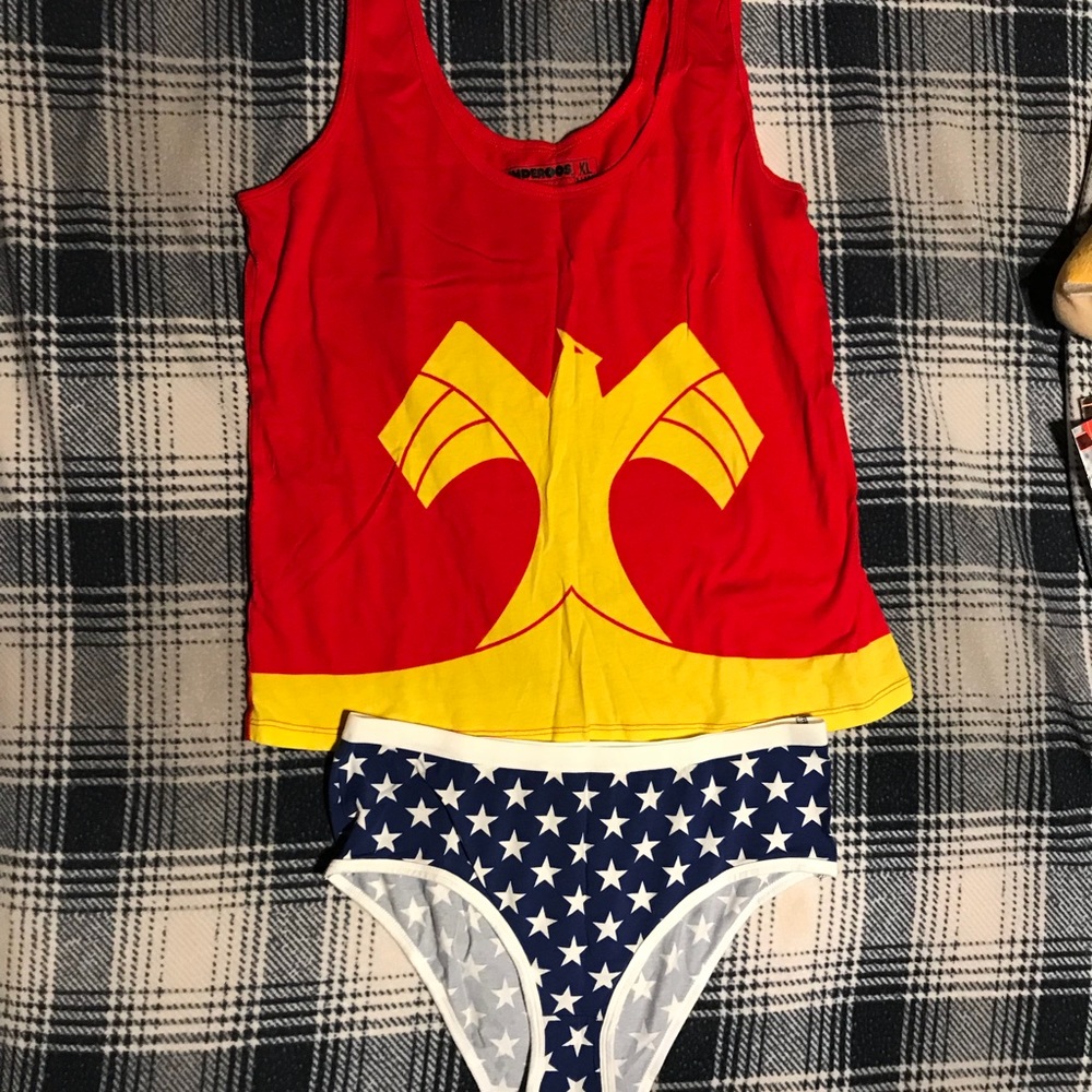 Wonder Woman Underoos Adult X-Large