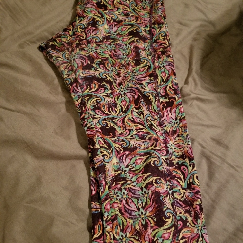 Lularoe jade workout pants