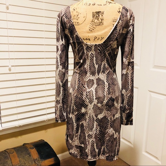 🌺JENNIFER LOPEZ Gorgeous Snake Print Dress Sz M - Picture 5 of 8