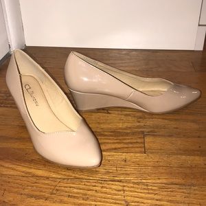 Nude 2 inch wedges