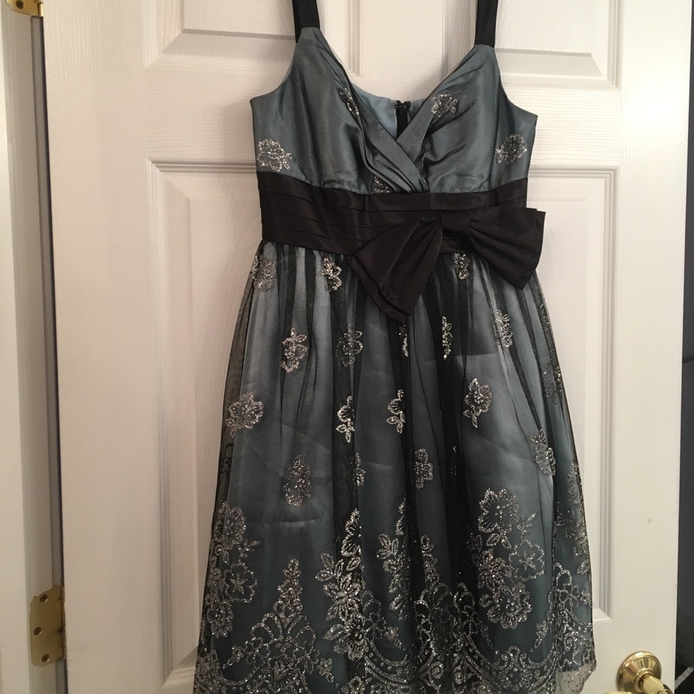 Morgan & Co. dress w sparkles