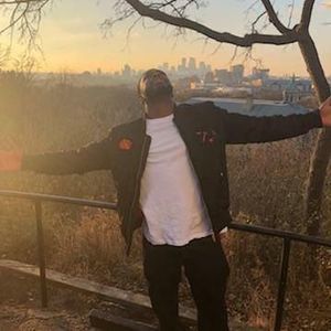 Meet your Posher, Dee