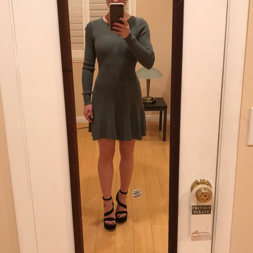 Long sleeve dress