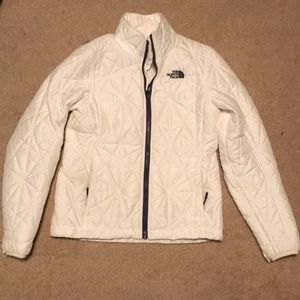 The north face white winter jacket