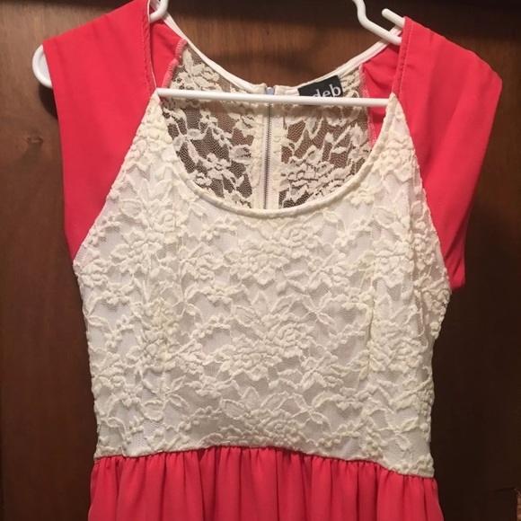 Coral dress with lace detail - Picture 2 of 3