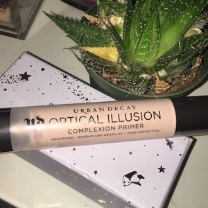 Urban Decay Optical Illusion Primer