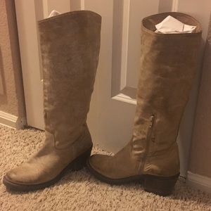 Freebird by Steve Madden boots size 10