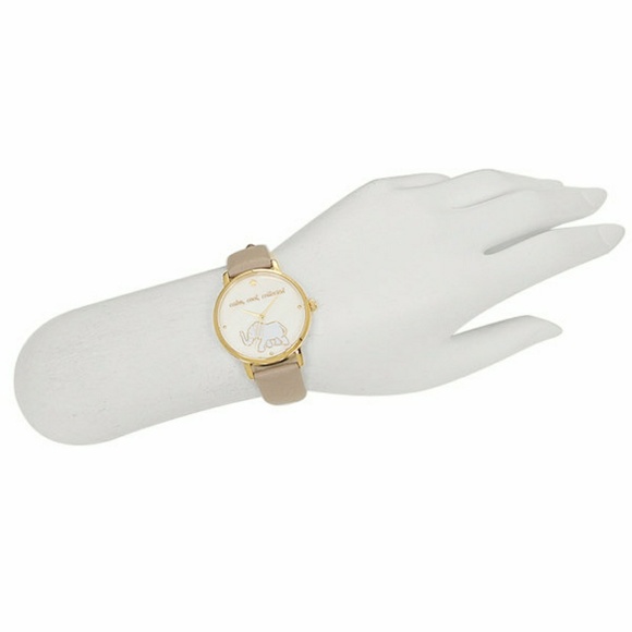 Hold Kade calmcool⭐ collected elephant face watch - Picture 2 of 4