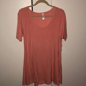 Lularoe Perfect T Pink