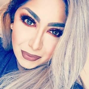 Meet your Posher, Celina