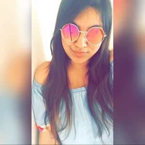 Meet your Posher, Shraddha