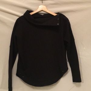 Fabletics sweatshirt