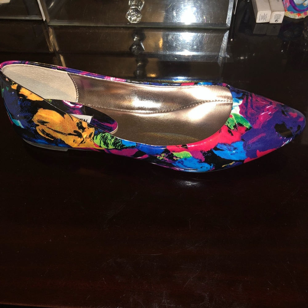 Steve Madden Floral Flats