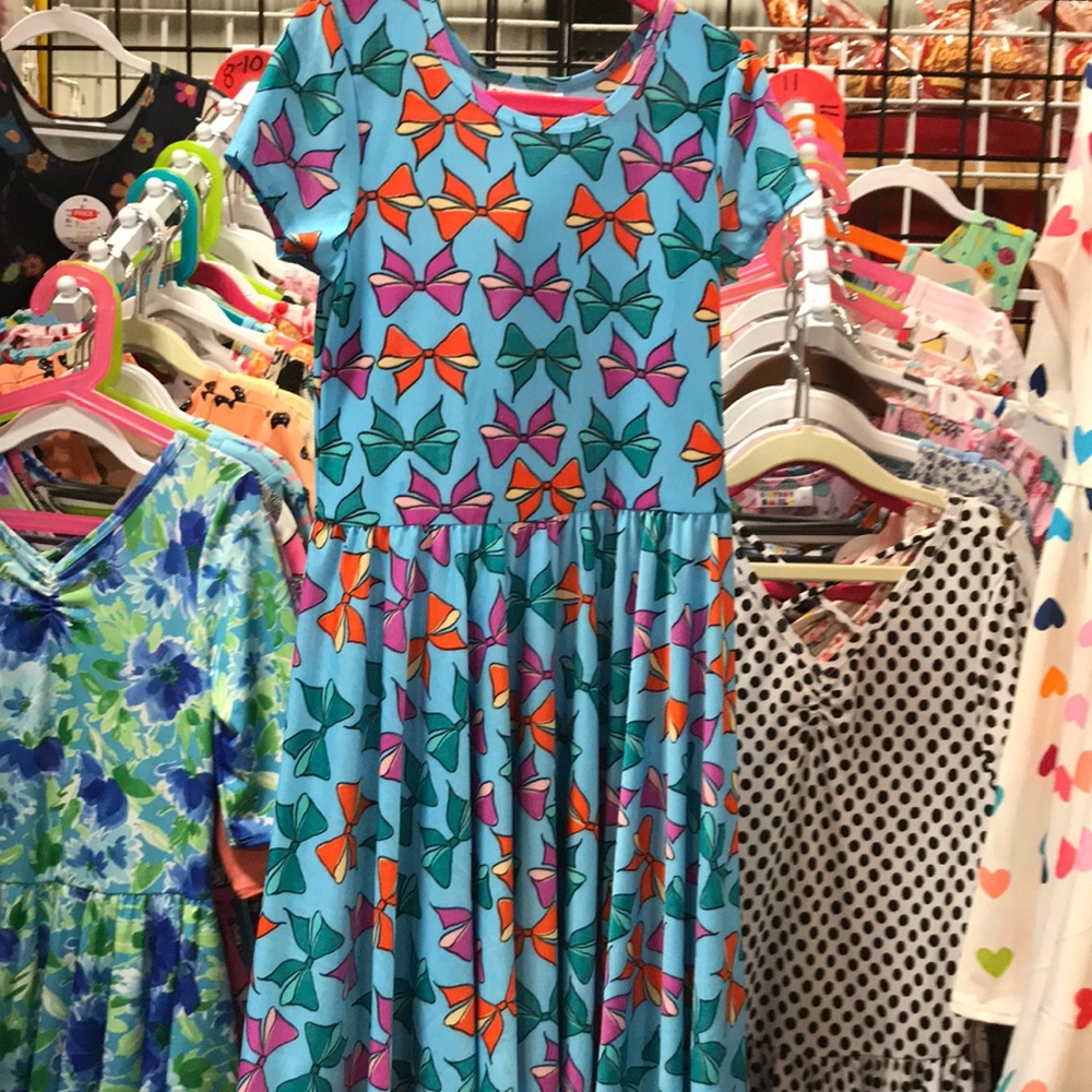 Cap sleeve wrap it with a bow dress